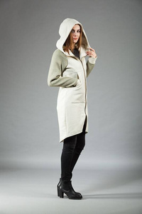 Płaszczyk długi bawełniany , kremowy płaszcz bluza damska długa