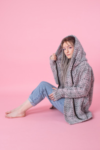 Płaszcz wełniany, Płaszcz z kapturem, Odzież Plus Size, Płaszcz asymetryczny, Odzież wełniana, Szary płaszcz, Płaszcz z kapturem, Płaszcz zimowy