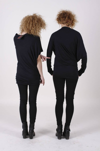 Tunika asymetryczna długi rękaw, bluzka czarna damska z długim rękawem, luźna