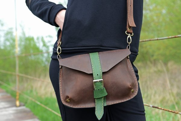 Torba skórzana brązowa mała, miejska torebka, torba na ramię