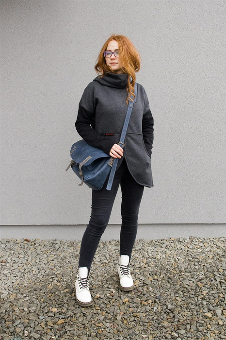 Bluza z zamkiem na tyle, kangurek z wielkim kapturem , damska bluza