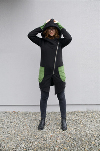 Bluza Ragini Long, Bluza czarna z zielonymi kieszeniami, Hand made