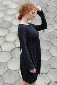 Sukienka bombka bawełniana, mała czarna lużna sukienka 