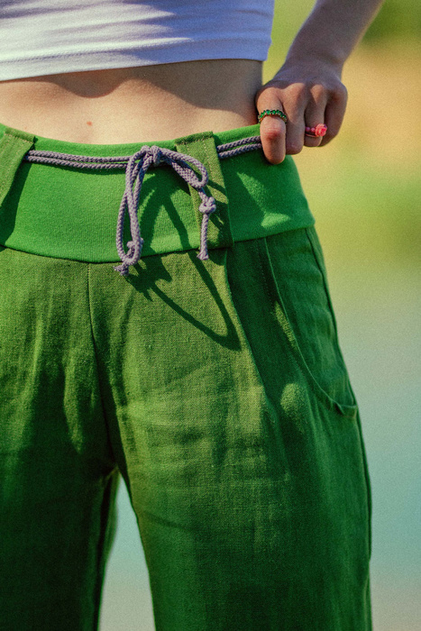 Spodnie z lnu zielone spodnie z polskiego lnu, polski produkt, manufaktura , szerokie spodnie lniane