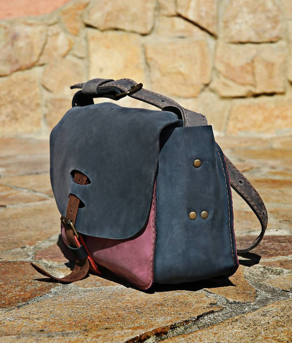 Torebka skórzana ręcznie robiona, mała listonoszka, torebka na ramię