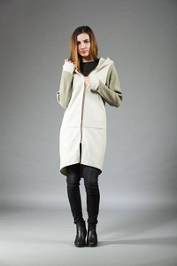 Płaszczyk długi bawełniany , kremowy płaszcz bluza damska długa