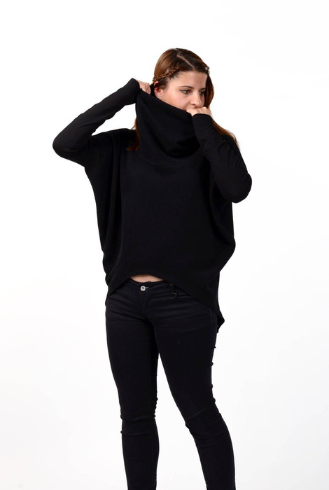 Bluza nietoperz, czarna tunika damska , asymetryczna luźna bluza damska