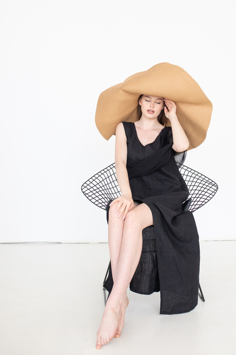 Sukienka lniana elegancka z tiulem, len polski, polska produkcja manufaktura, długa lniana sukienka czarna, czarny len , polski produkt